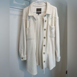 Cream lightweight jacket. Size XXL.